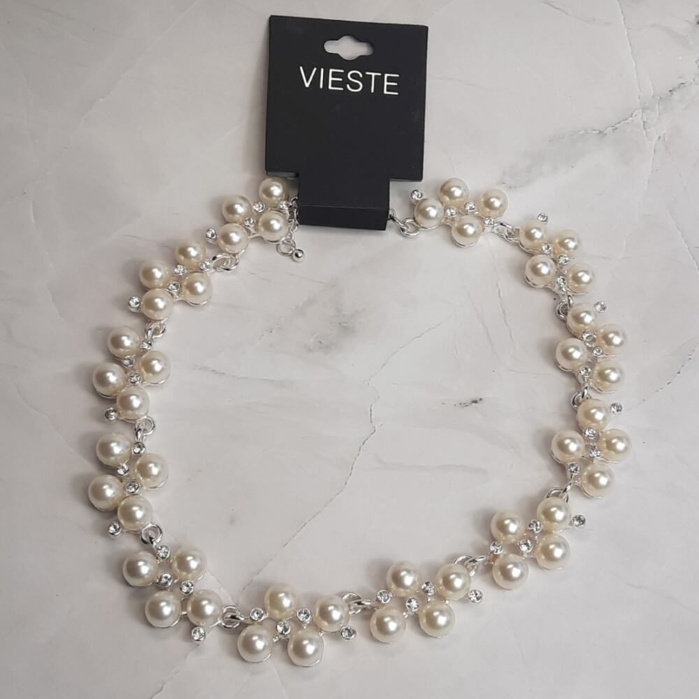 Vieste Faux Pearl & Crystal Cluster Collar Necklace